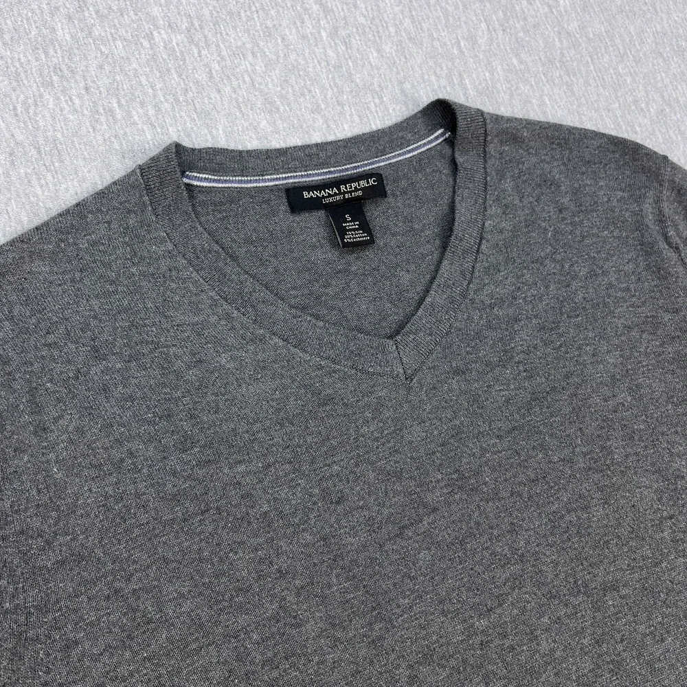 Banana Republic Luxury V-Neck Sweater Men S Heather Gray Silk Cashmere Blend